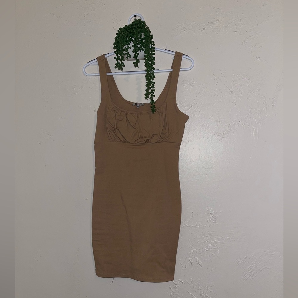 Biāshe medium short dress
